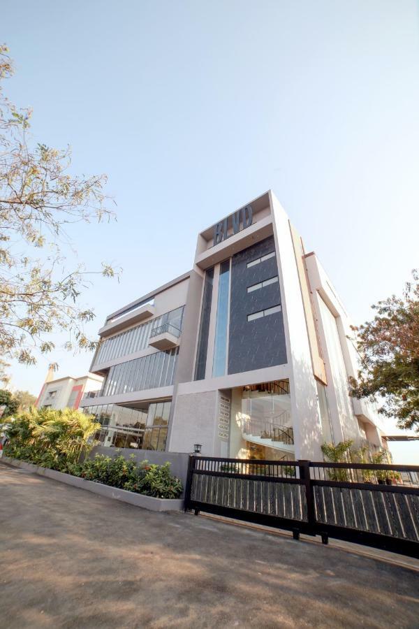 The Vern At Blvd Nashik Exterior photo